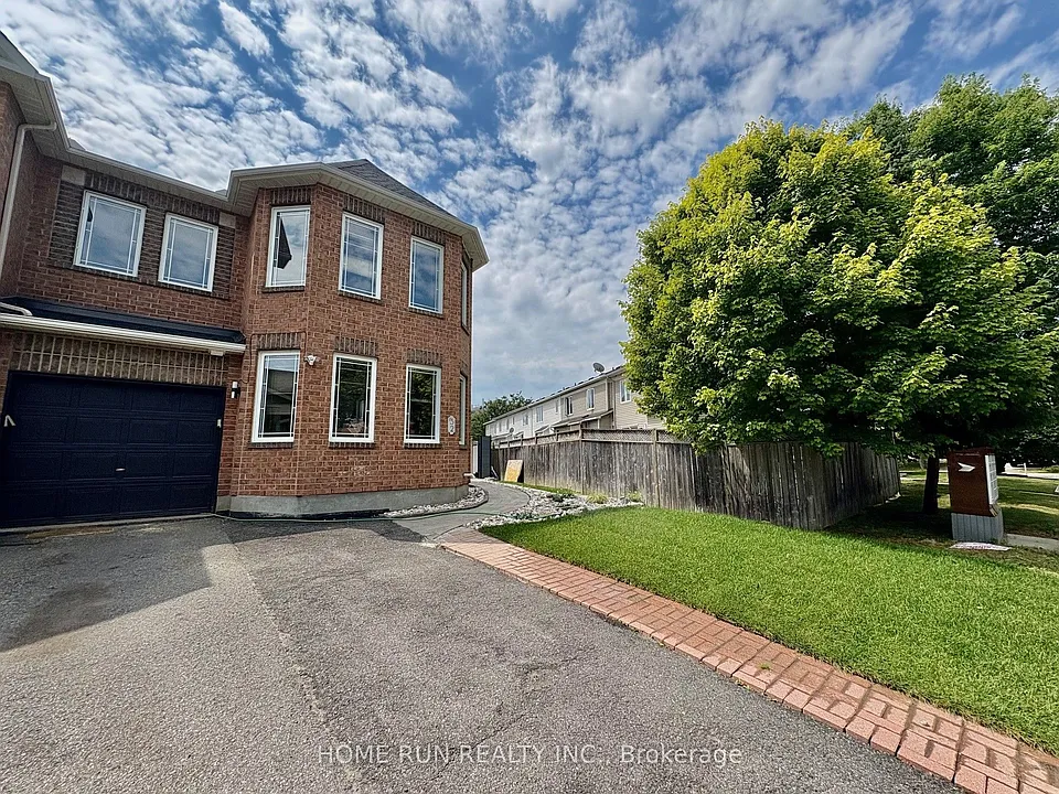 52 Collington St