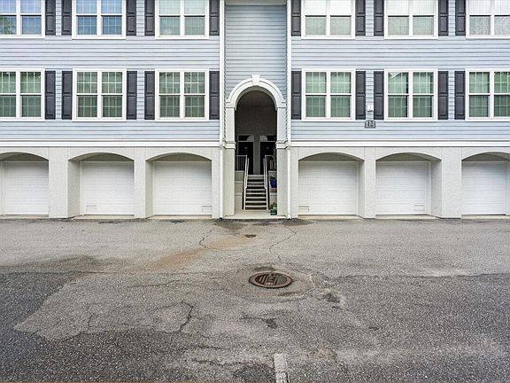 2nd image of 60 Fenwick Hall Allee Aly #1214
