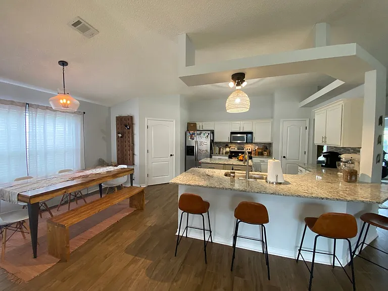 6486 Surfside Cv — Photo 8