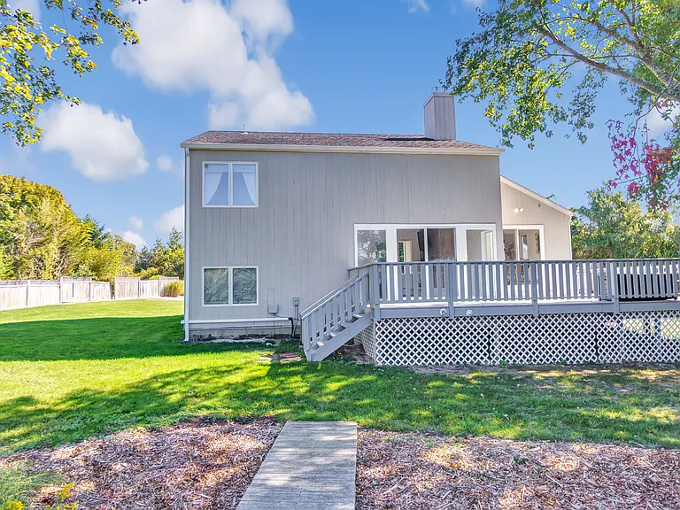 19 Rogers Ln — Photo 26