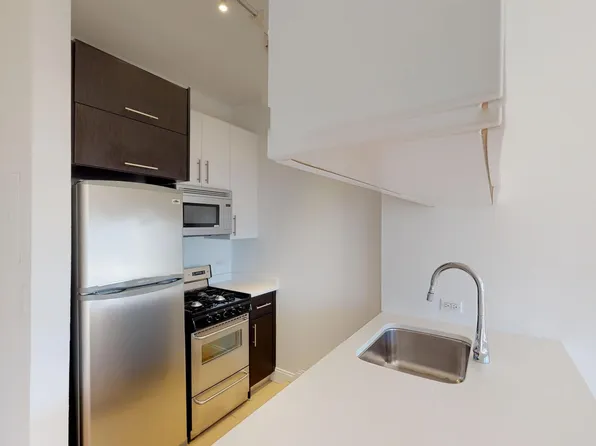 805 Columbus Avenue image 1 of 9