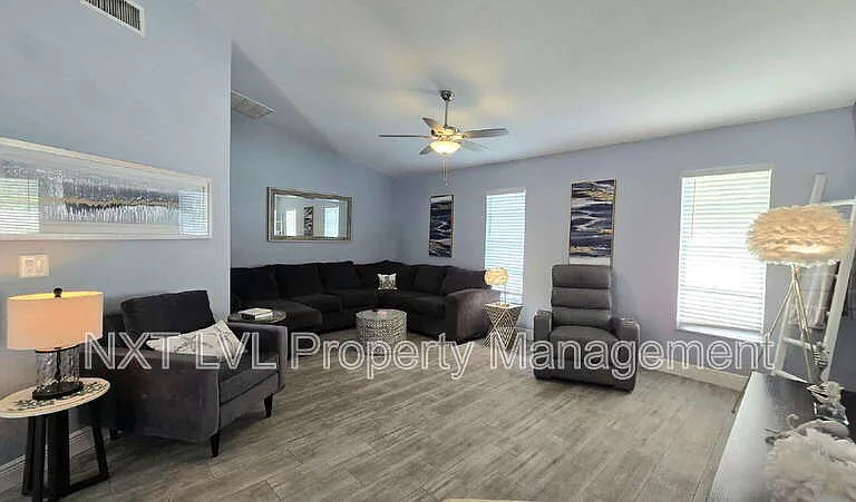 837 SE 3rd Ter — Photo 14