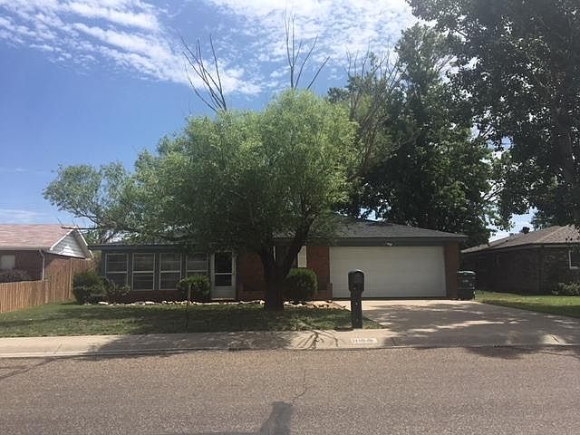 1st image of 1110 N Holly Dr
