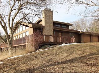 15651 Rock Grove Rd, Durand, IL 61024