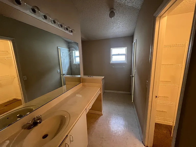 2018 Wekiva Reserve Blvd #2018 — Photo 4
