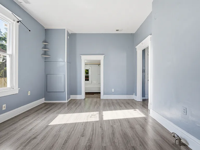 3420 W Jefferson St — Photo 14