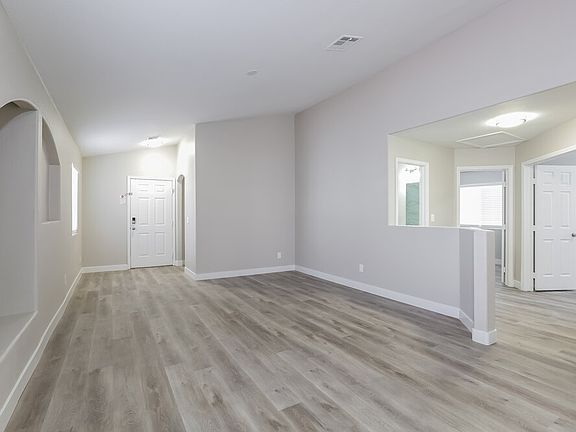 5th image of 3717 Penedos Dr