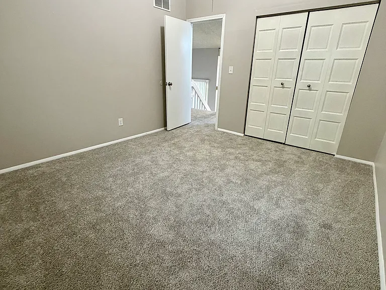 1204 Ada St — Photo 10