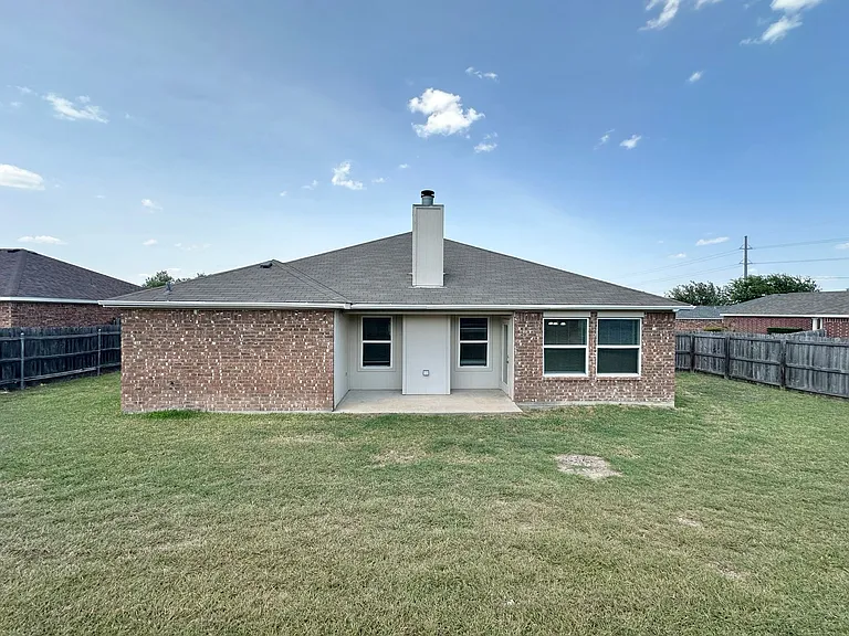 2810 Bastion Loop — Photo 43