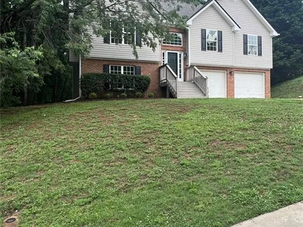 4622 Middleboro Ln, Gainesville, GA 30506