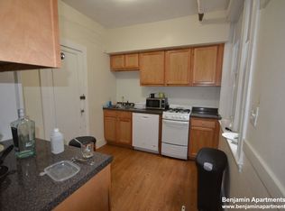 127 Sutherland Rd #1A, Brighton, MA 02135