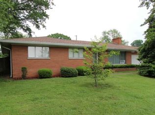 4203 Oak Hill Rd, Evansville, IN