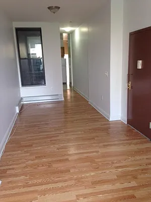 Rented by Bloom Real Estate Group | media 7