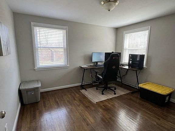 4th image of 20 Walker Road