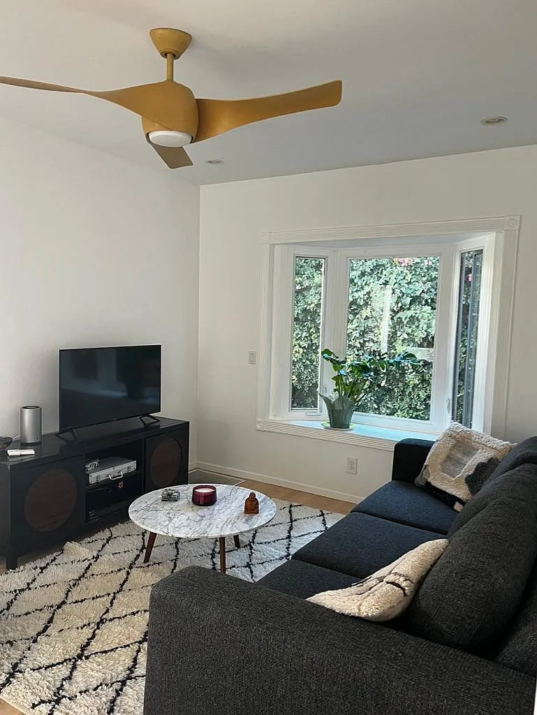 1246 Palms Blvd — Photo 3