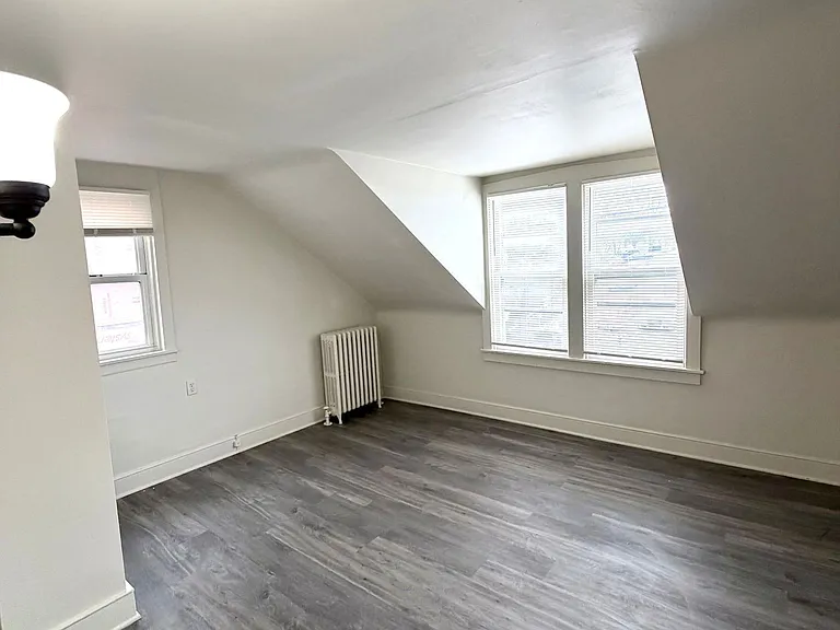 763 Manor St — Photo 19