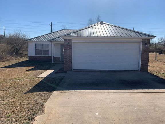 2nd image of 110 Marberry Pl