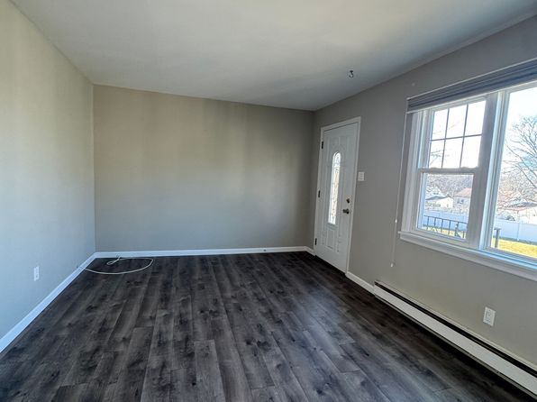 (undisclosed Address)