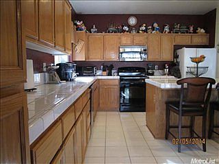 5th image of 939 Woodstream St