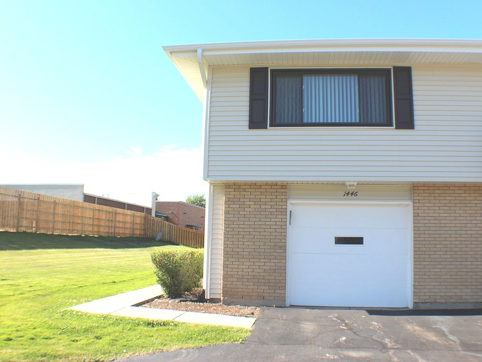 1st image of 1446 Tonset Ln Unit 1446