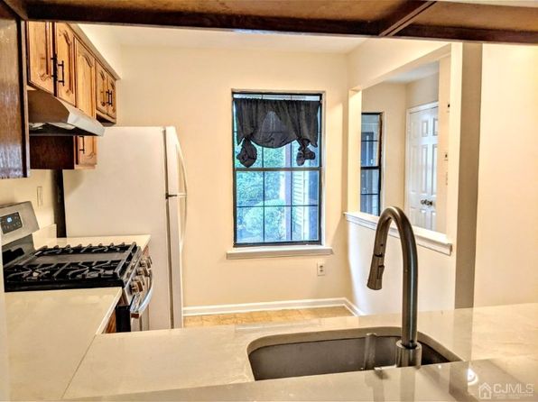 106 Woodbridge Commons Way #106