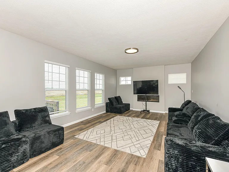 9818 Gallop Ln — Photo 29