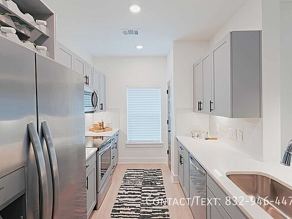 3rd image of 20061 Northpark Dr #Sk1
