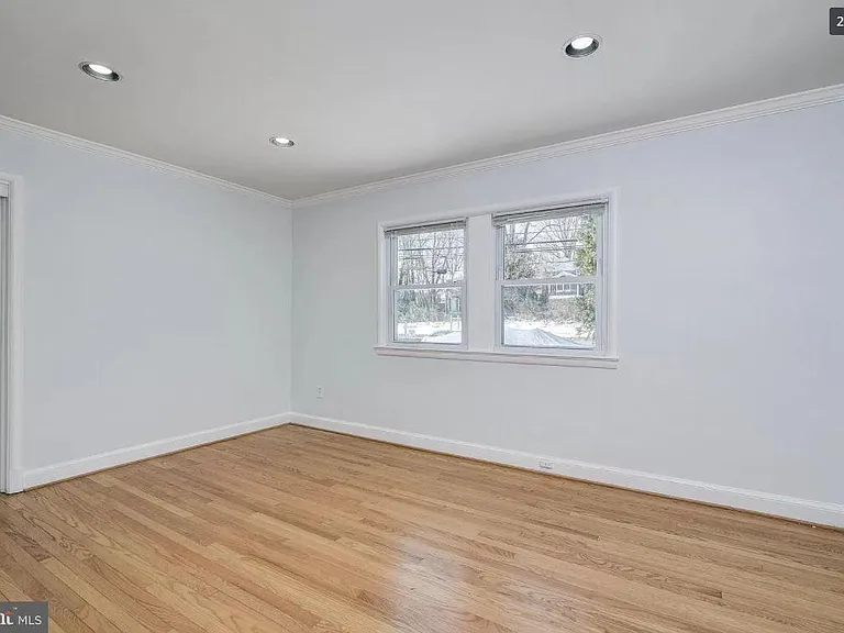 9913 Old Georgetown Rd — Photo 19
