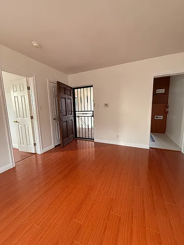 16713 Crenshaw Blvd Photo 1