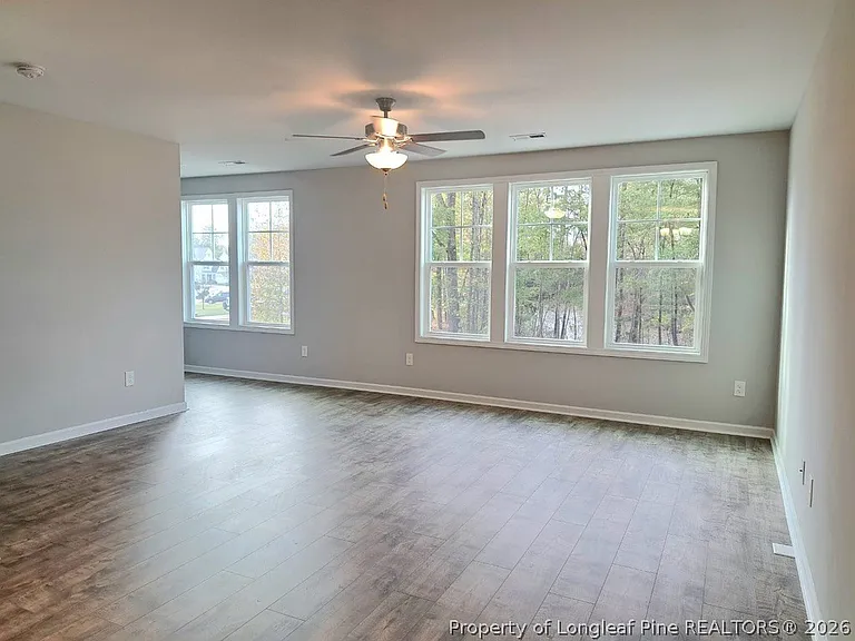 1117 Bombay Dr — Photo 9