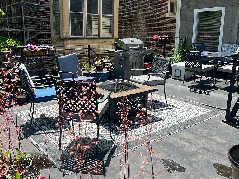 55 Trumbull St #21 — Photo 12