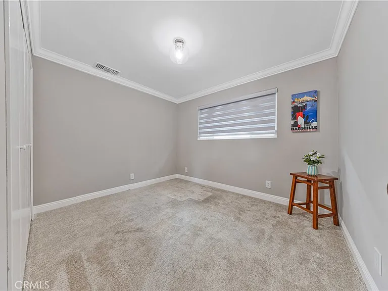927 Montecito Dr — Photo 23