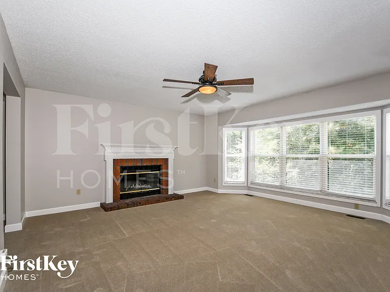 115 Gunston Hall Dr — Photo 6