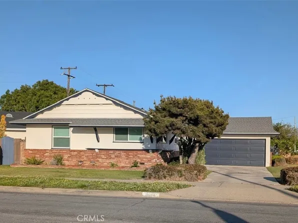 3074 Warren Ln, Costa Mesa, CA 92626