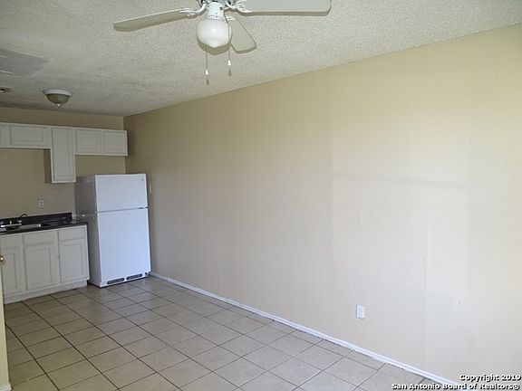 2nd image of 1051 Gillette Blvd APT 403