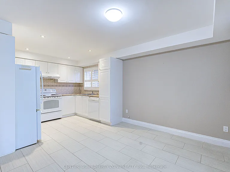 4 Compton Ct — Photo 4