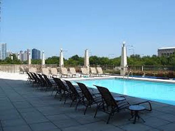 3rd image of 1320 S Prairie Ave Chicago Il 60605 #804