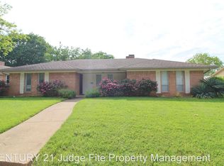1507 S 5th St, Midlothian, TX 76065