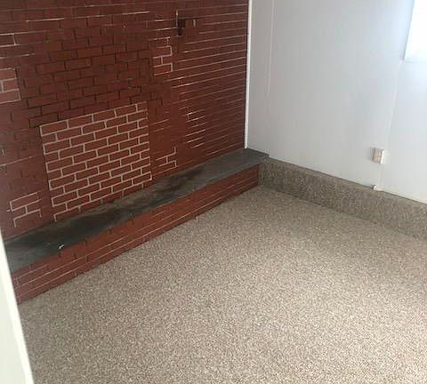 2nd image of 35 Robertson Dr