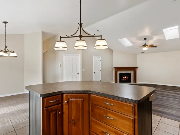 232 Bryce Dr, Kaysville, UT 84037