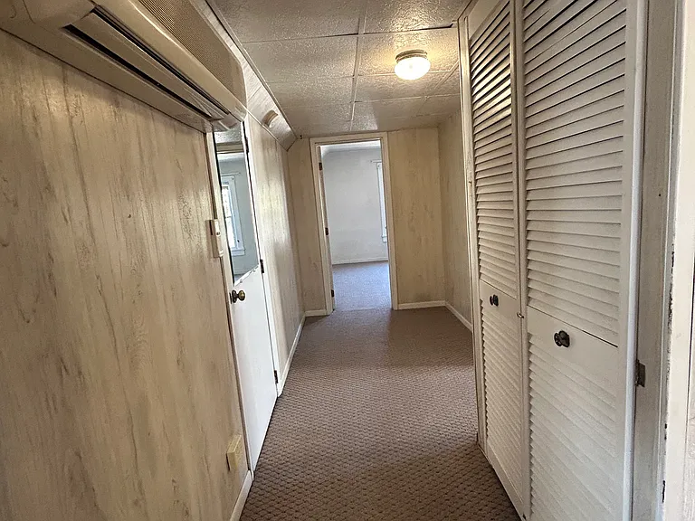 68th Ct — Photo 7