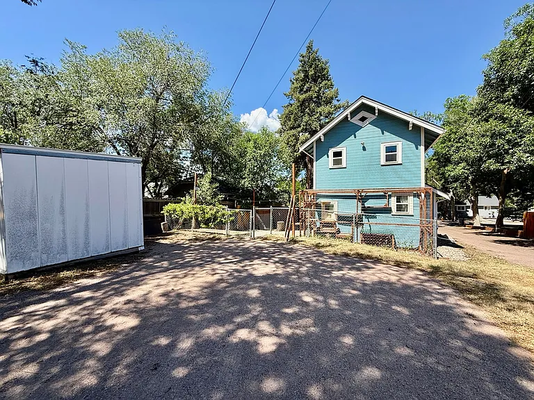 519 S Cedar St — Photo 29