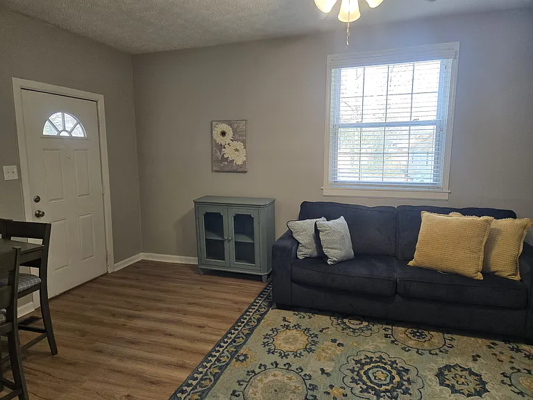 214 Country Club Ln #C — Photo 7