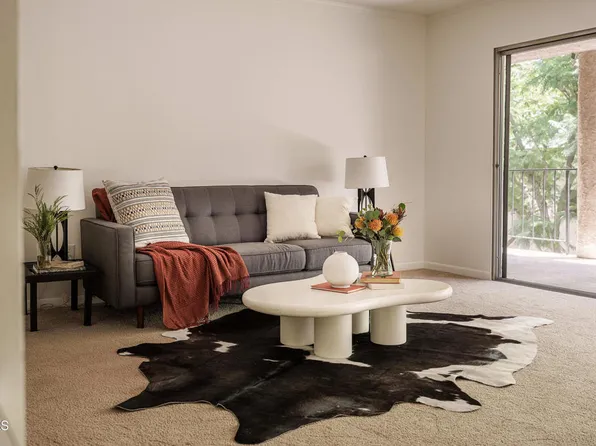 266 S Madison Ave APT 308, Pasadena, CA 91101