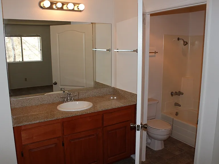 3557 Kenora Dr #36 — Photo 11