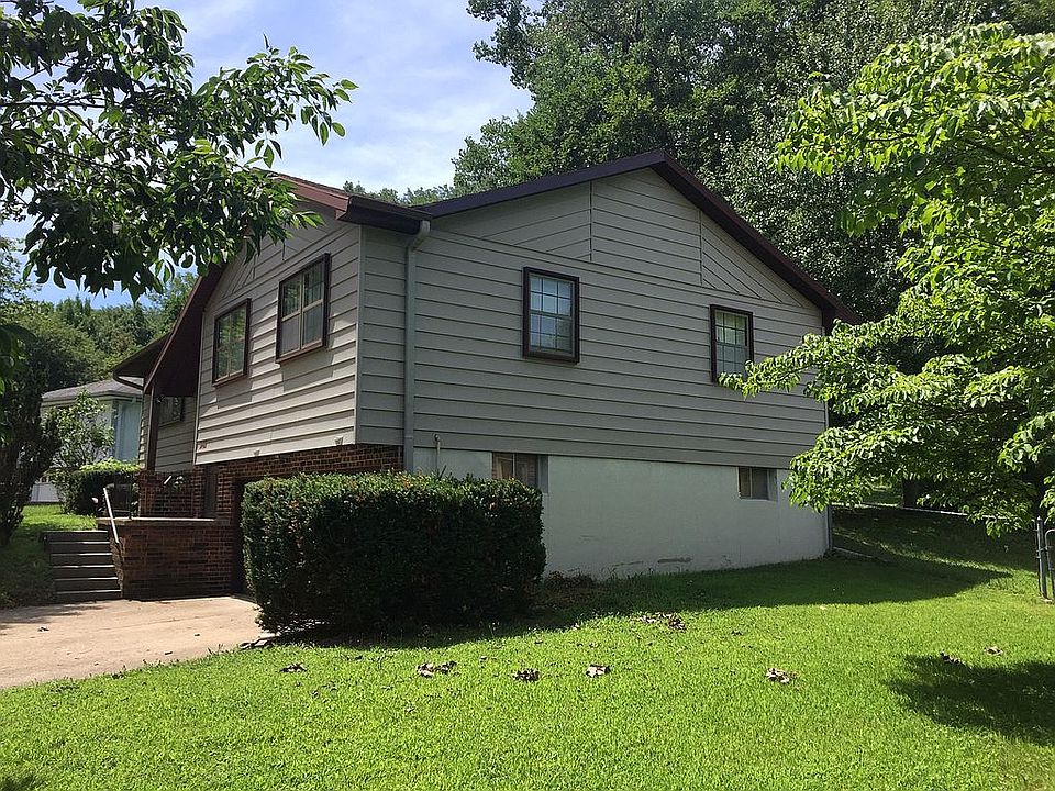 2nd image of 3102 Hampton Rd