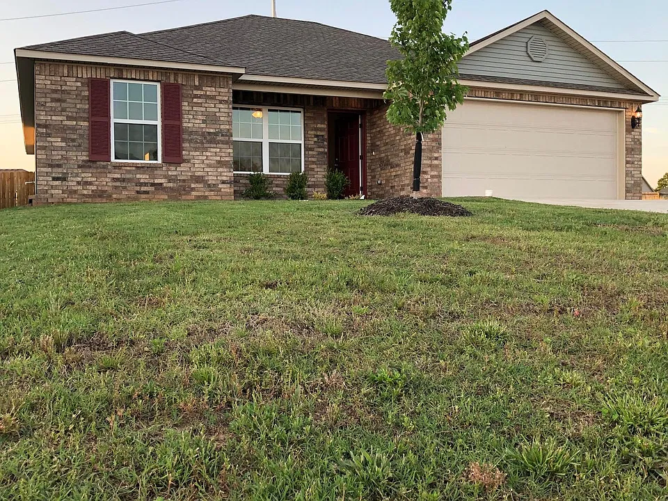 5002 SW Go Green Ave