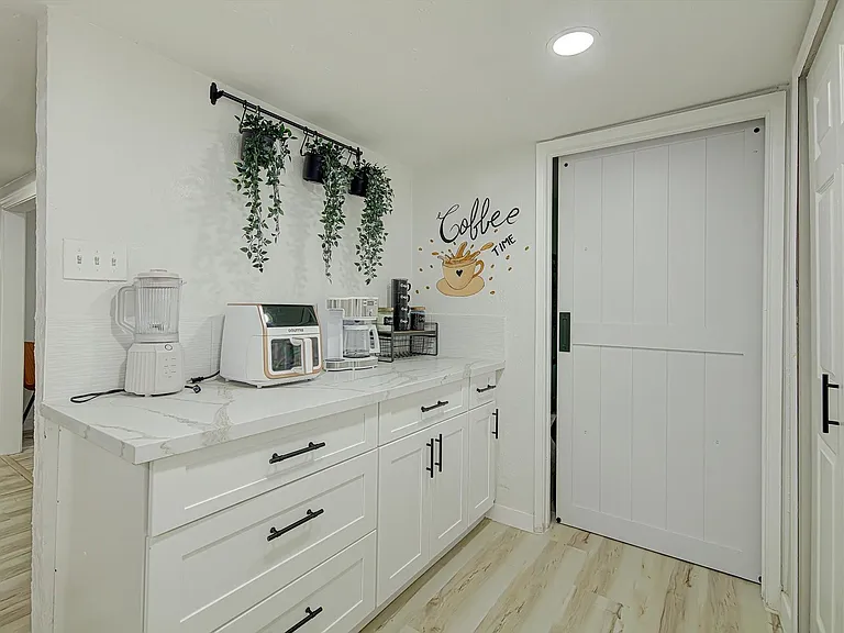 7310 Corta Calle Dr — Photo 13