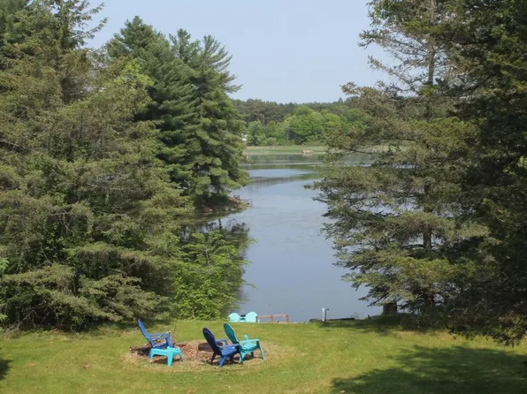 308 Carriage Road, Montello, WI 53949