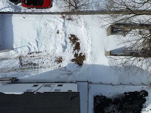 5th image of 35 Larch St